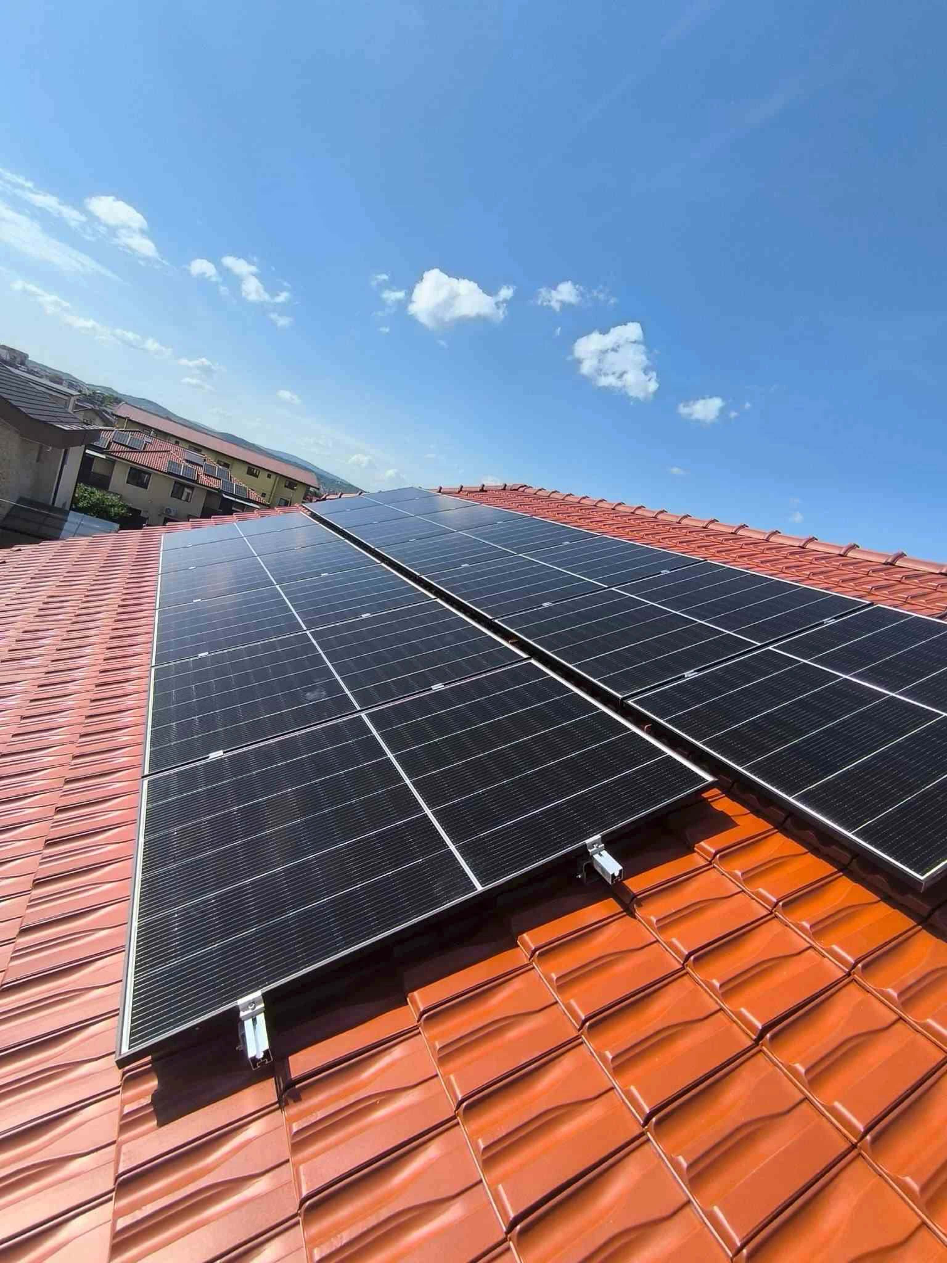 Sistem Fotovoltaic - panouri fotovoltaice în Cluj-Napoca, România