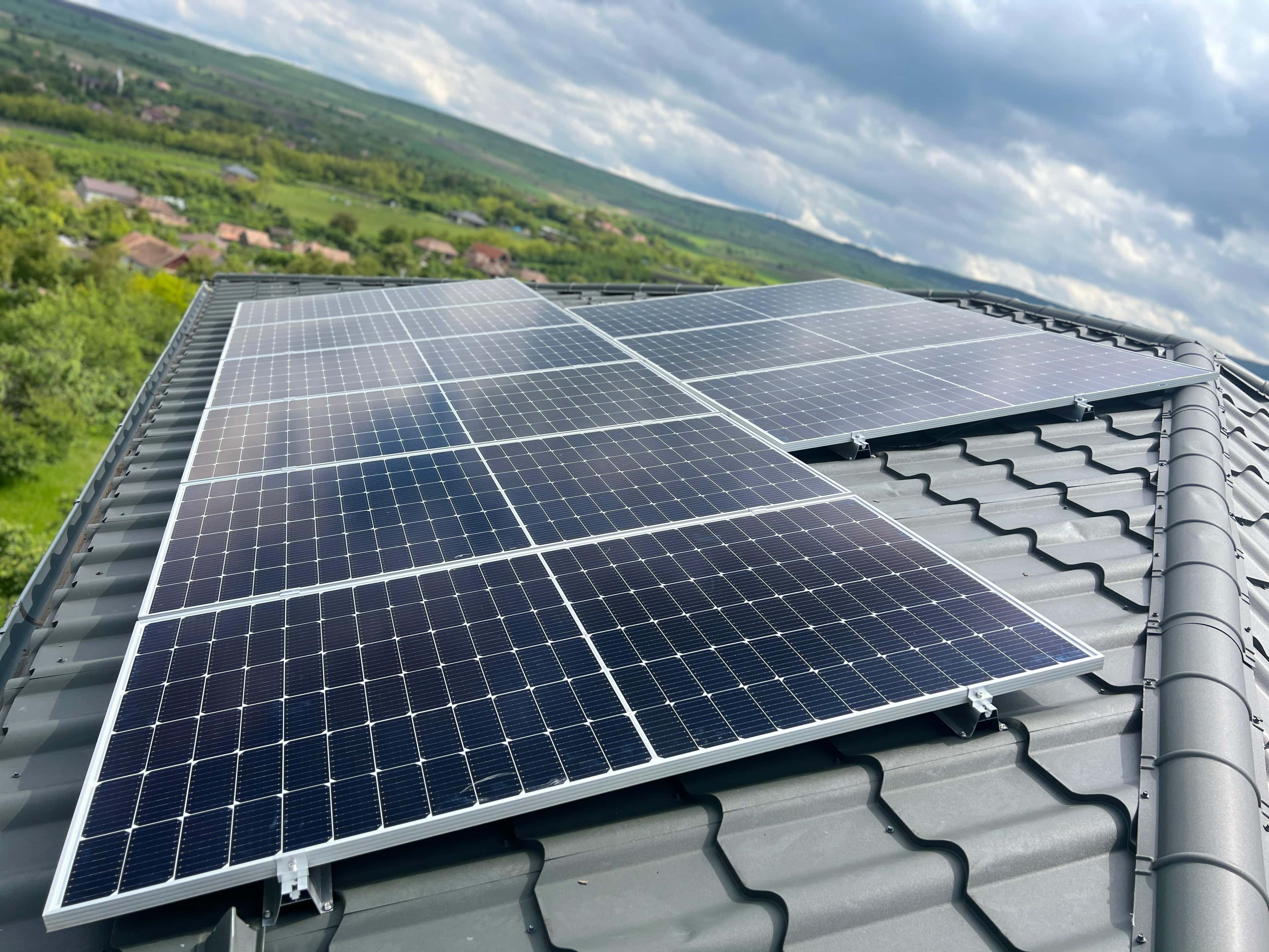 Sistem Fotovoltaic - panouri fotovoltaice în Cluj-Napoca, România