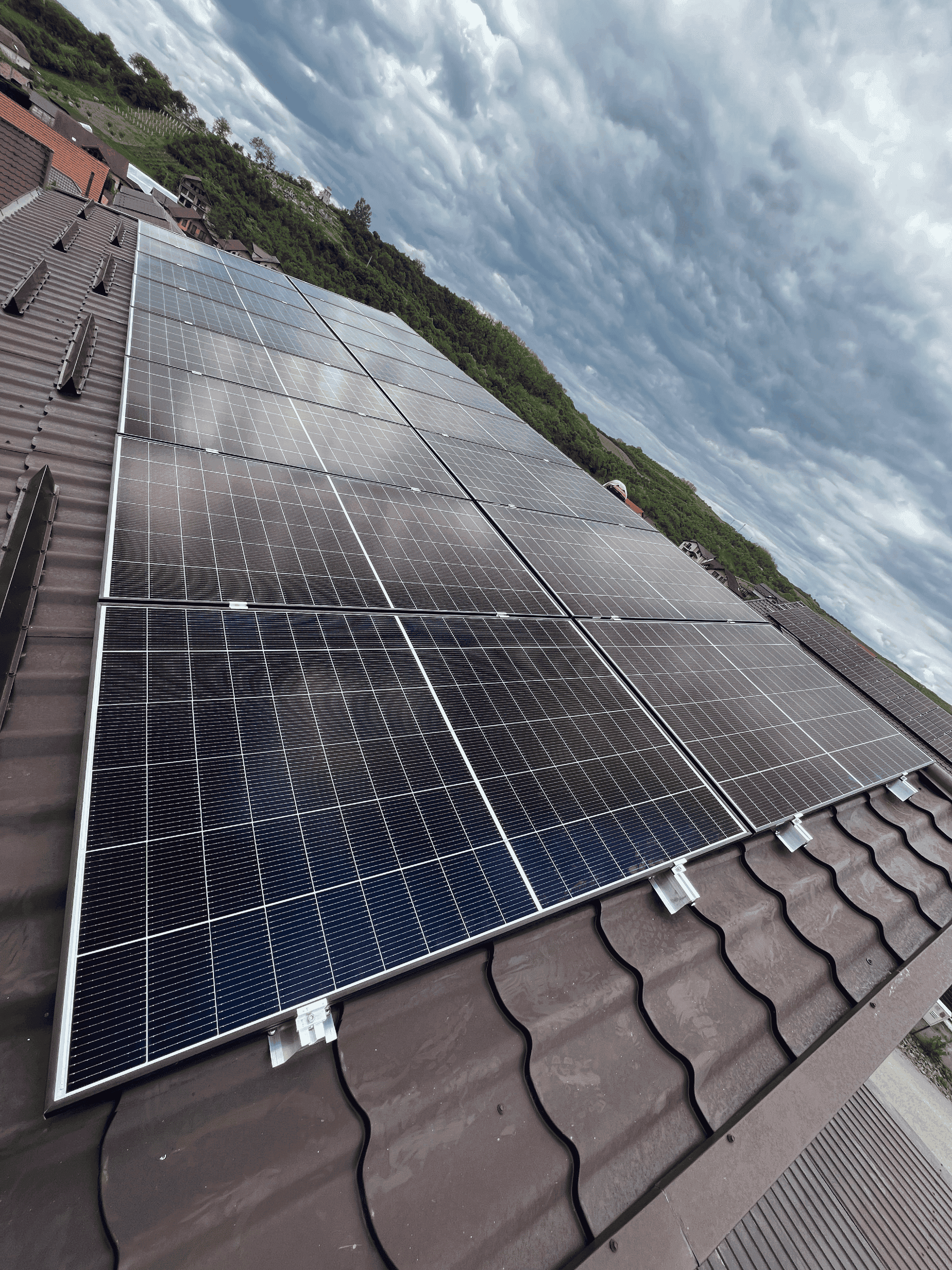 Sistem Fotovoltaic - panouri fotovoltaice în Criseni, Sălaj